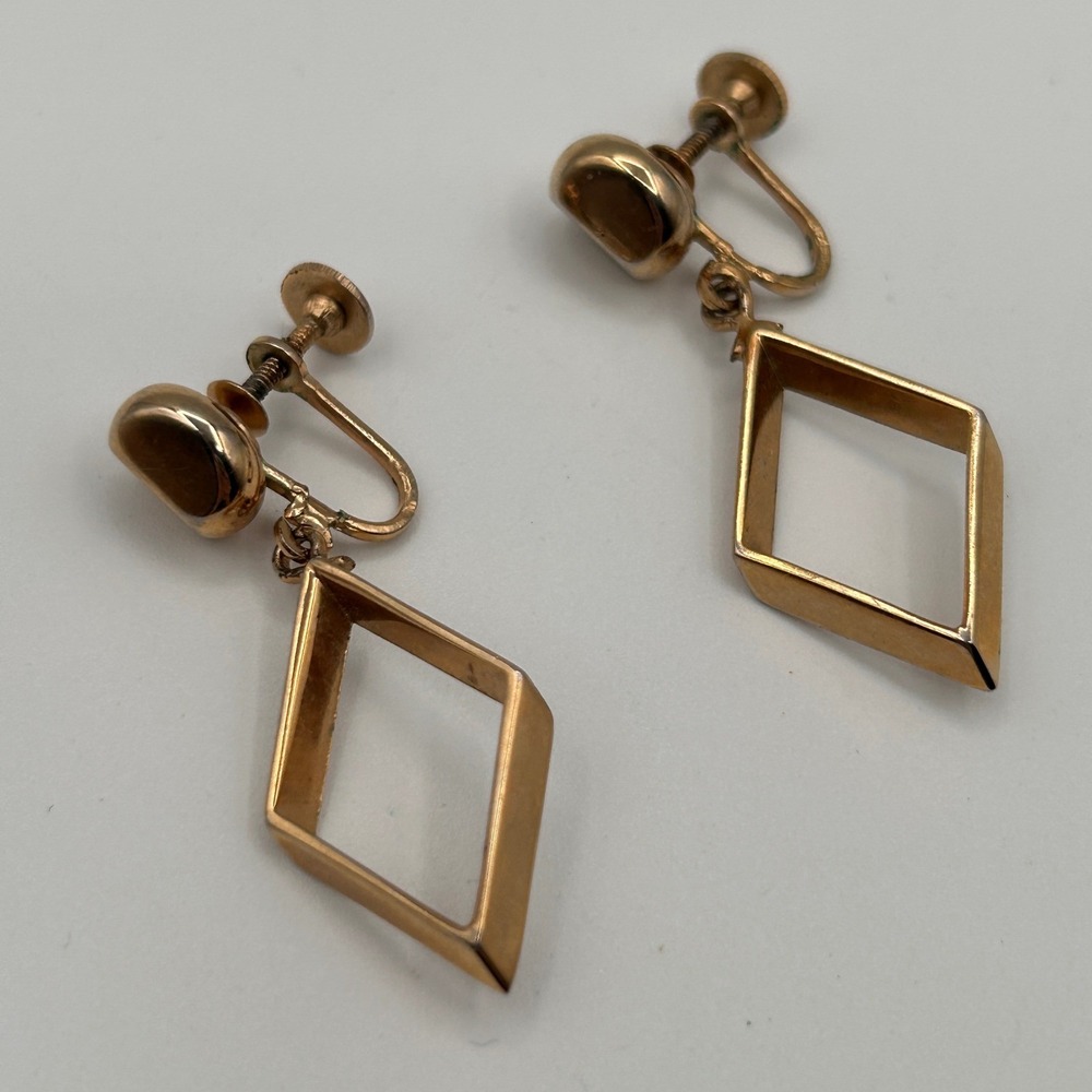 Alice Gold Tone Geometric Dangle Drop Screw Back Clip On Earrings Signed 1.75"